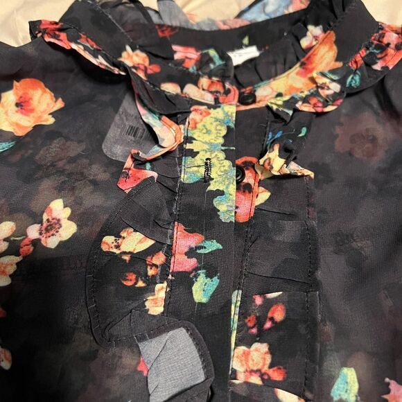 First Love Smocked Floral Blouse with Mandarin Collar - Picture 4 of 4